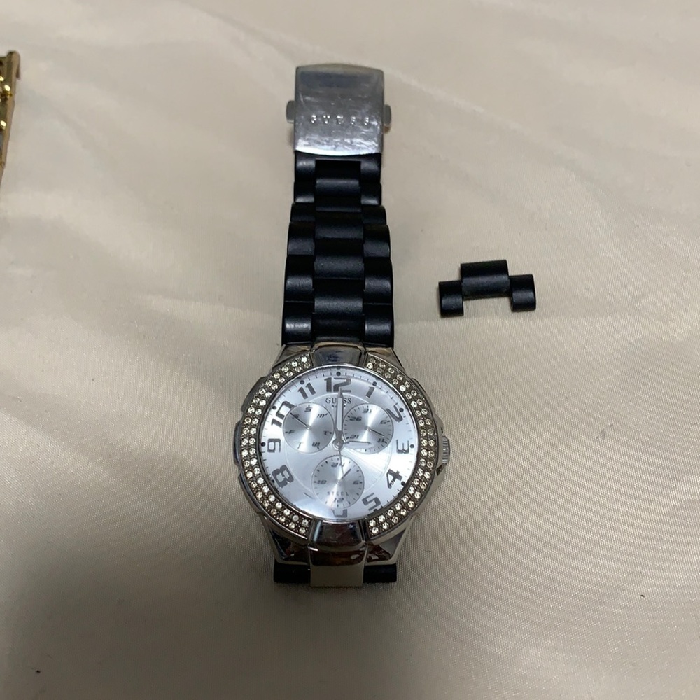 Guess Watch